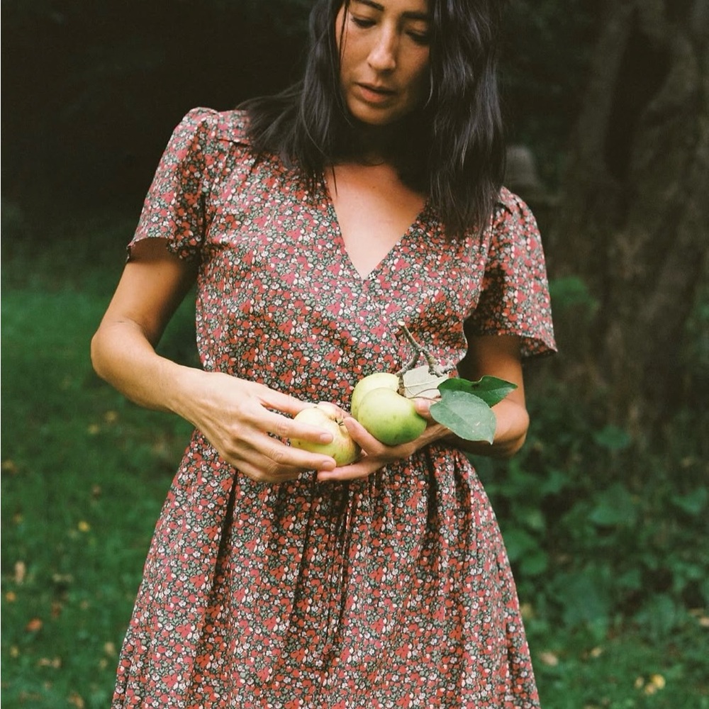Christy Dawn Evergreen Apple Harvest